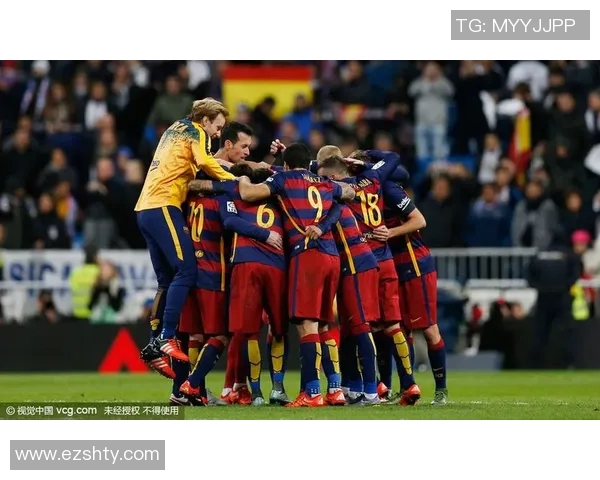 足球明星激情庆祝瞬间高清集锦展现运动魅力与团队精神