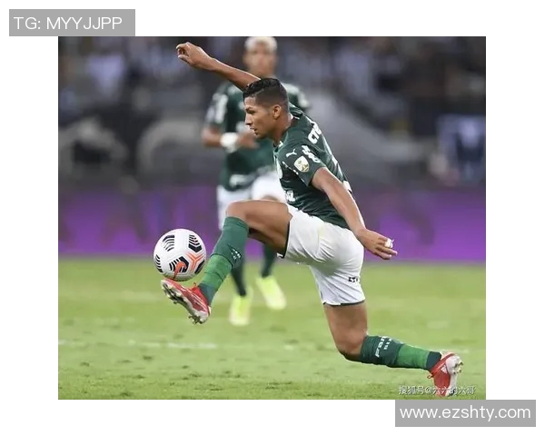 圣保罗与帕拉梅斯激战正酣谁能在这场对决中笑到最后